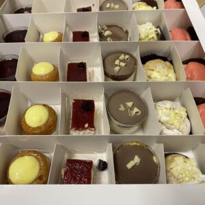 Mini Pasticierra (Assorted Pastries)